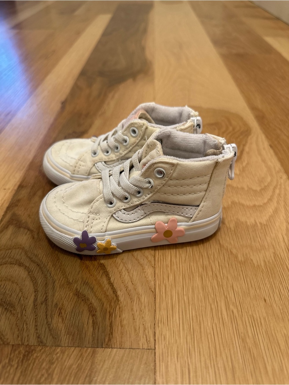 Vans Kids Cream High-Top Sneakers with Purple, Pink & Yellow Flowers